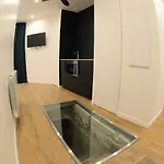 Ama ボルドー