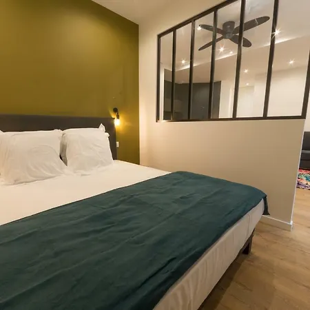 Ama Apartment