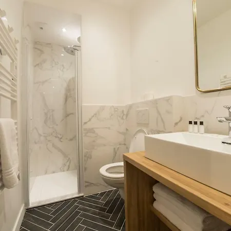 Ama Apartment *