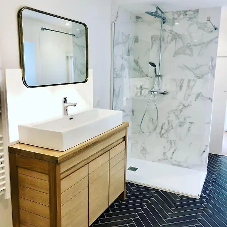 Ama Apartment *